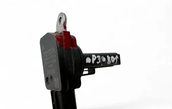 Toyota Prius (XW30) Mass air flow meter 2220437010