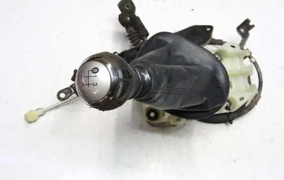 Toyota Urban Cruiser (XP110) Gear selector 