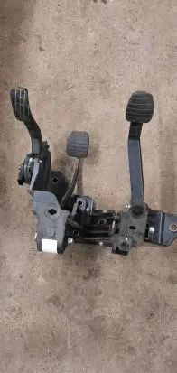 Renault Master III Accelerator throttle pedal 465105948
