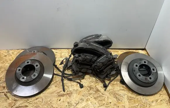 Porsche Cayenne (9Y0 9Y3) Brake discs and calipers set 9y0615105an 9y0615106an 9y0615404ap