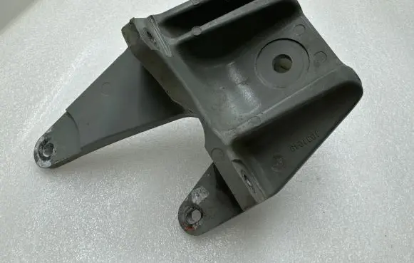 Tesla Model S Engine mounting bracket 1031049