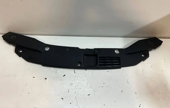 Honda Insight Radiator trim 71125TM8A0