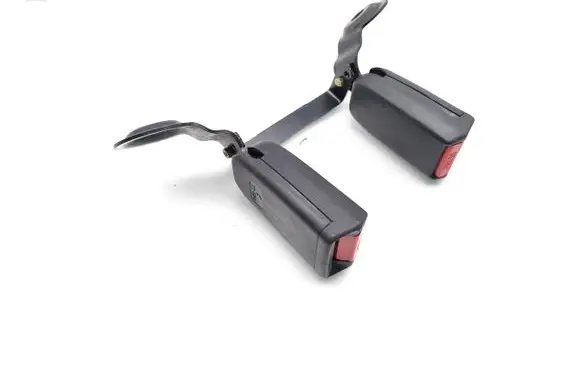 Middle seatbelt buckle (rear)