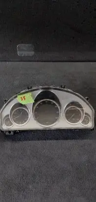 Mercedes-Benz E W212 Speedometer (instrument cluster) A2129003509 A2049022702