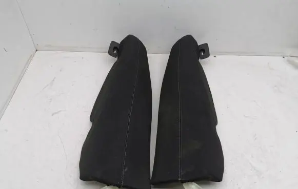 Opel Insignia B Rear seat side top trim 39131397 39131400