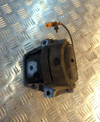 Audi A5 8T 8F Engine mount bracket 8K0199381