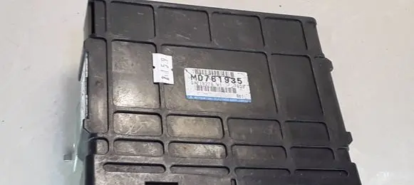 Mitsubishi Galant Engine control unit/module MD761935