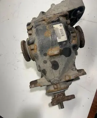 BMW X1 E84 Rear differential 7615390 ED451293