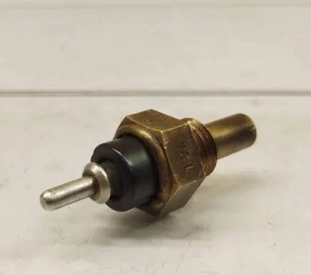 Mercedes-Benz S W140 Coolant temperature sensor 0055421017