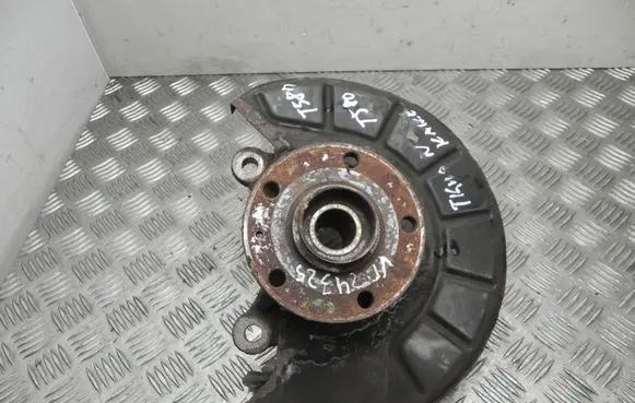 Volkswagen Tiguan Front wheel hub 5N0400053T