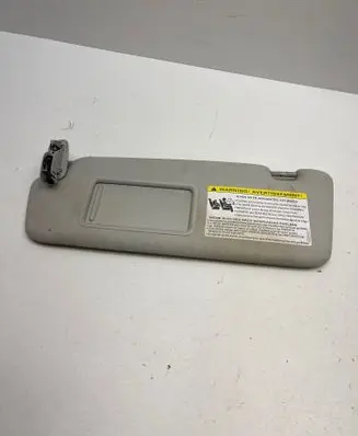 Sun visor