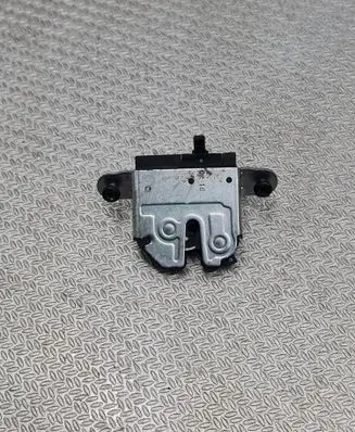 Opel Astra K Tailgate/trunk/boot lock/catch/latch 39021416 A10423 224910