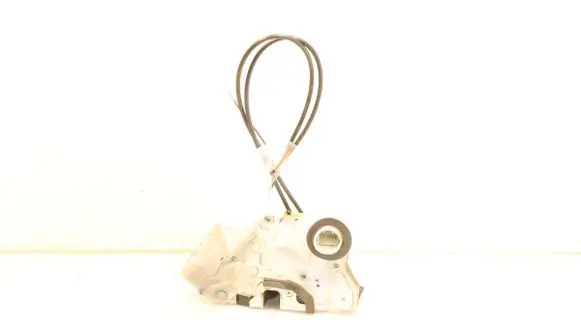 Toyota Yaris Front door lock