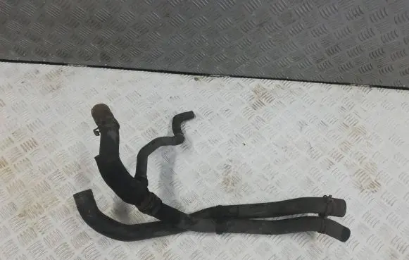 Renault Twingo III Engine coolant pipe/hose