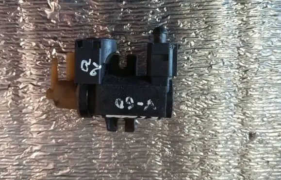 Volvo XC60 Turbo solenoid valve 31293964