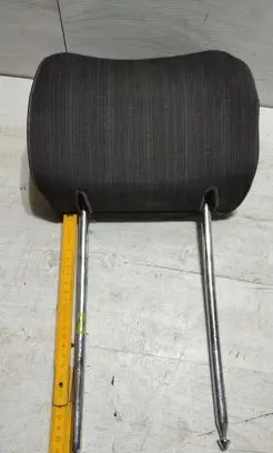 Mercedes-Benz E W124 Front seat headrest 