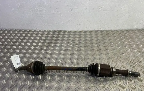 Nissan Leaf II (ZE1) Front driveshaft 391005SN0A