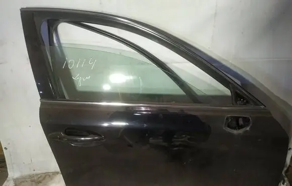 Lexus IS 220D-250-350 Front door juodos