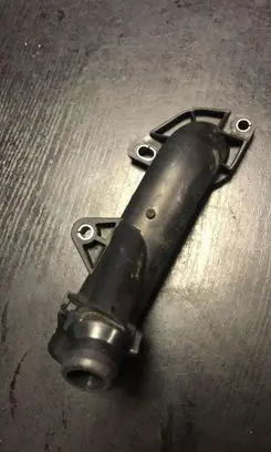 BMW 1 E81 E87 Engine coolant pipe/hose 7560130