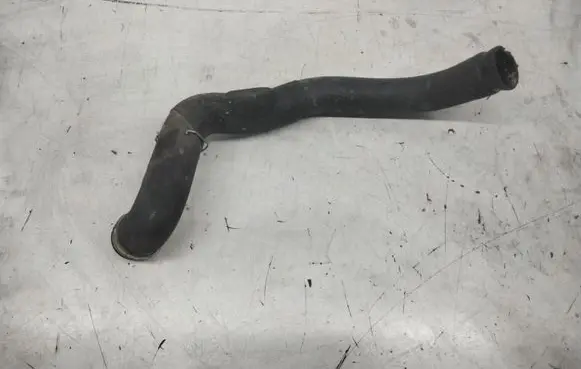 Mercedes-Benz E W211 Engine coolant pipe/hose