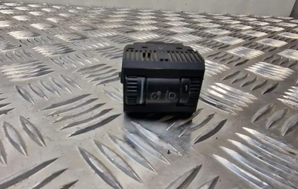 Volkswagen Amarok Headlight level height control switch 2H0941333A