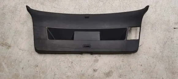 Volkswagen Golf VI Tailgate trim 5k6867605