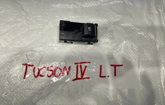 Hyundai Tucson IV NX4 Electric window control switch