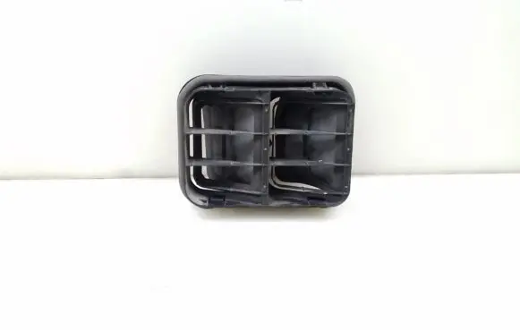 Nissan Qashqai Fender grill 91166963