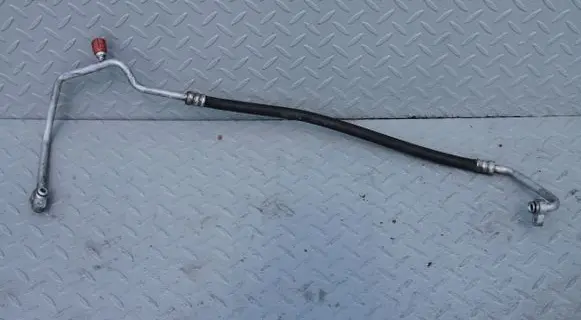 Suzuki Grand Vitara II Air conditioning (A/C) pipe/hose