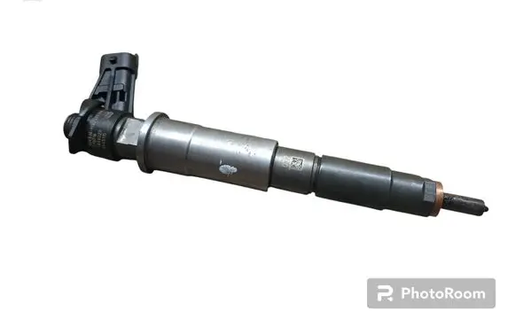 Nissan Qashqai Fuel injector 0445115007 H82409398