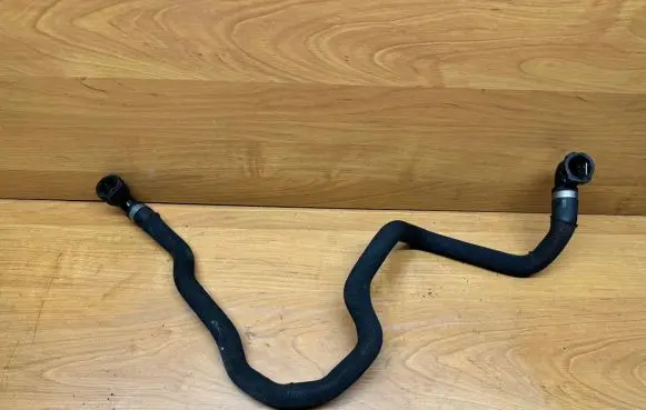 BMW 7 F01 F02 F03 F04 Engine coolant pipe/hose 7600836