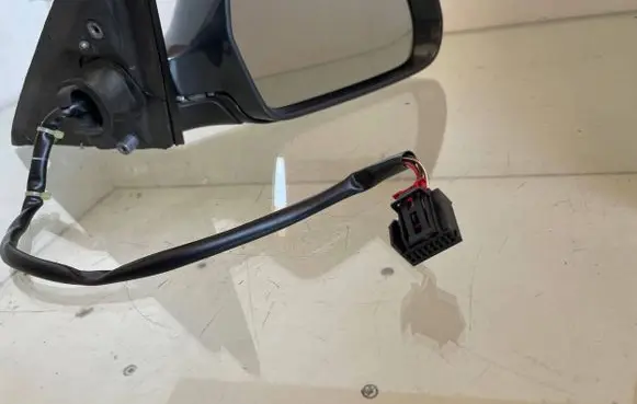 Audi A4 S4 B8 8K Front door electric wing mirror E1020931