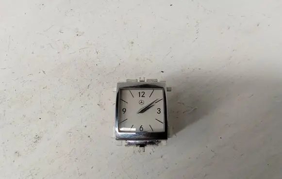 Mercedes-Benz S W221 Clock A2218270370