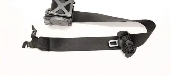 BMW X3 F25 Front seatbelt S1725843104