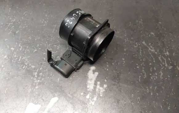 Mercedes-Benz C W203 Mass air flow meter A1110940148 5WK9613
