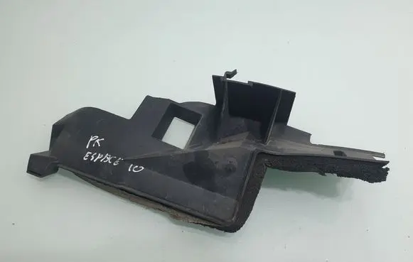 Renault Espace IV Intercooler air guide/duct channel 8200507742