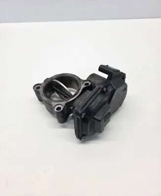 BMW 5 F10 F11 Throttle valve 7810752 10378517