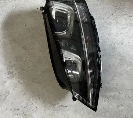 Volkswagen Golf VII Headlight/headlamp 5G1941033