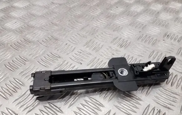 Audi A3 S3 A3 Sportback 8P Seat belt adjustment motor 8E0857833G