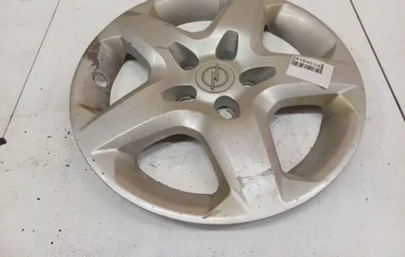Opel Astra H R16 wheel hub/cap/trim 13240543