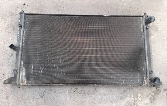 Seat Alhambra (Mk1) Coolant radiator