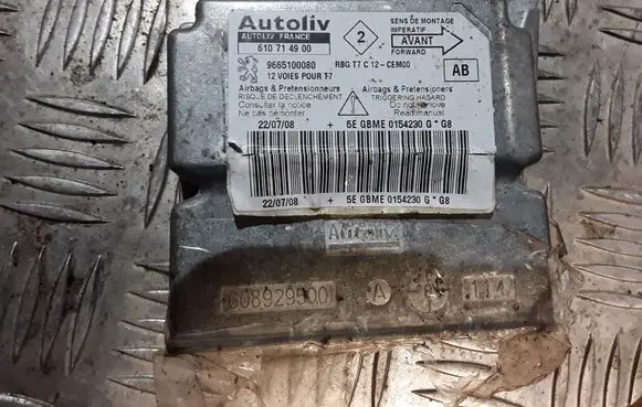 Peugeot 308 Airbag control unit/module 96651000080