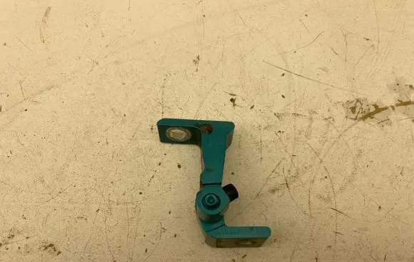 Volkswagen ID.3 Rear door lower hinge A047058