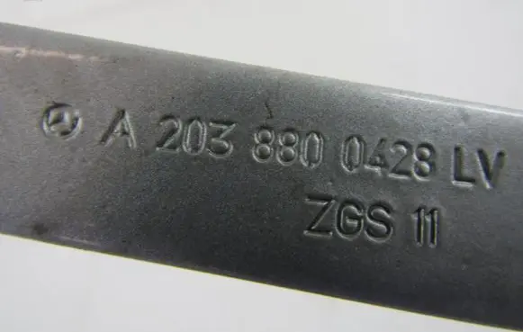 Mercedes-Benz CLC CL203 Engine bonnet/hood hinges A2038800428