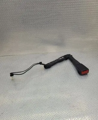 BMW 4 F36 Gran coupe Front seatbelt buckle 7259388