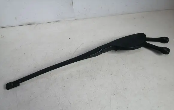 BMW 5 E39 Front wiper blade arm 61618209 61618361