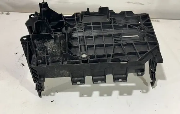 Peugeot 508 Battery tray 9686469580