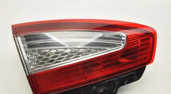 Ford Mondeo MK IV Tailgate rear/tail lights BS7113A603B