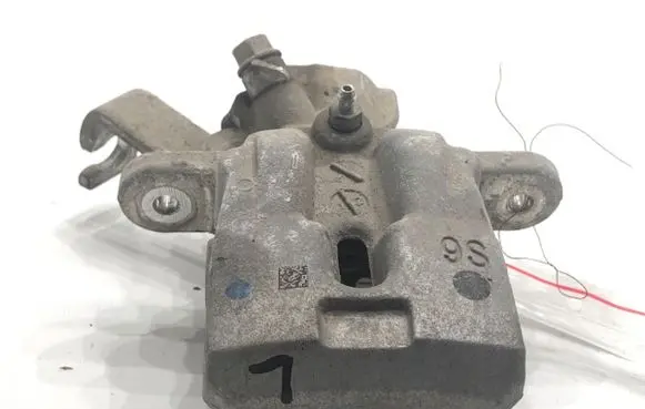 Suzuki SX4 S-Cross Rear brake caliper
