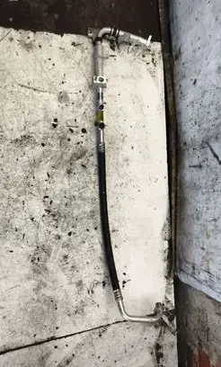 Opel Corsa F Air conditioning (A/C) pipe/hose 9853702380